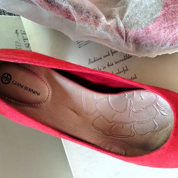 Giani Bernini Red Suede Pumps Size 7-8 - Picture 3 of 3